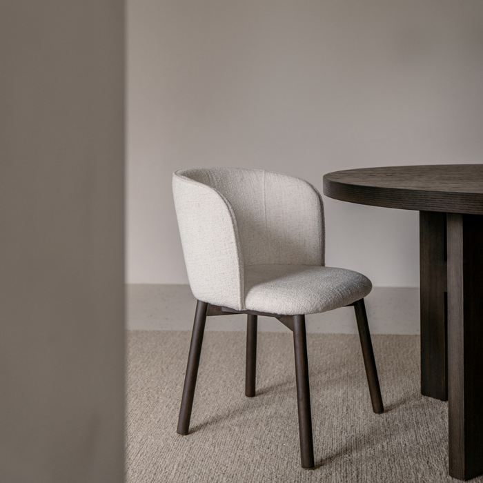Silla de comedor Celia - color madera ahumada - bouclé marfil