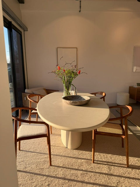 MicroSkin and StoneSkin tables in our showroom in Naarden