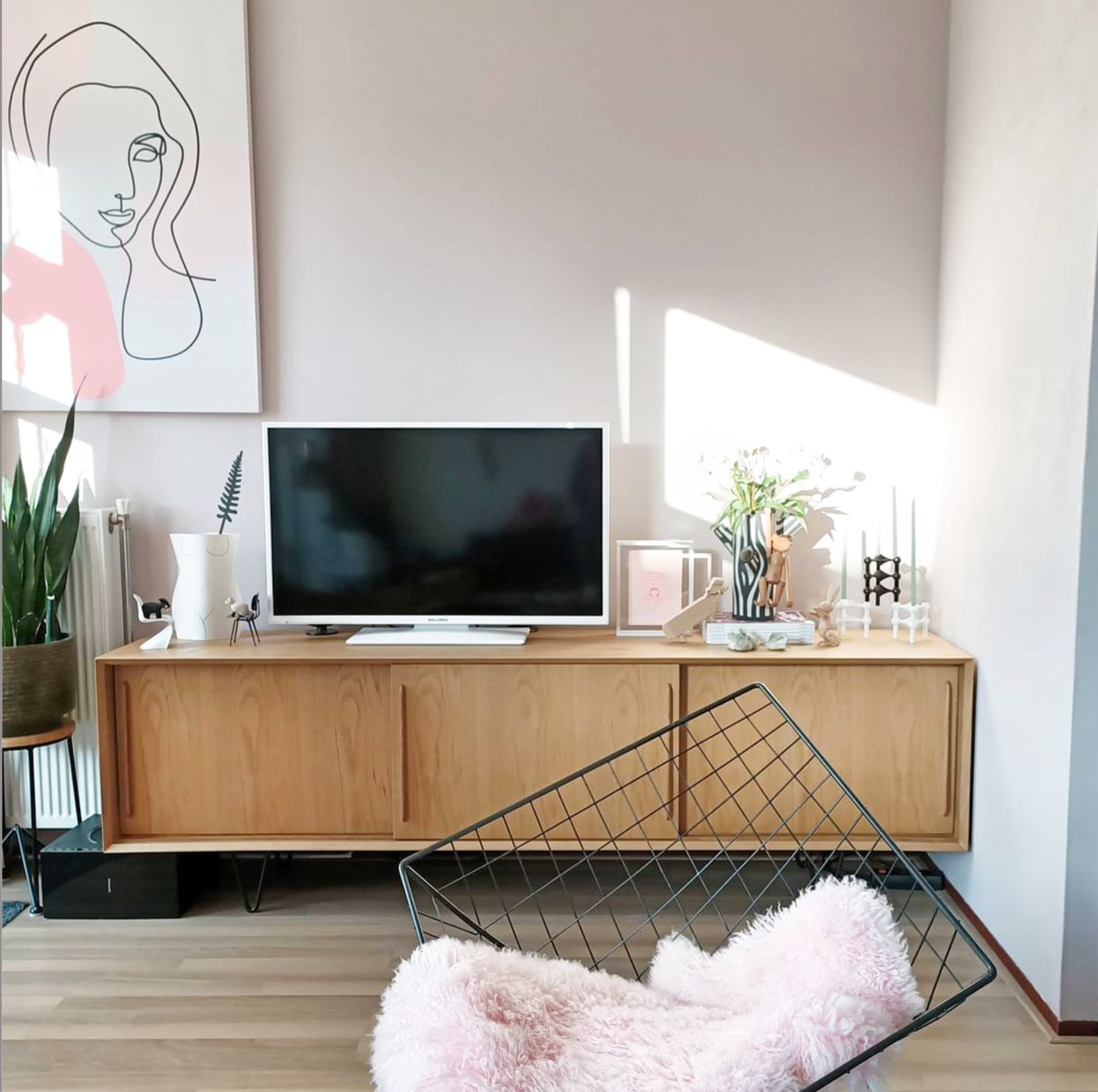 Scandinavian Dresser - Oskar - Oak/220cm