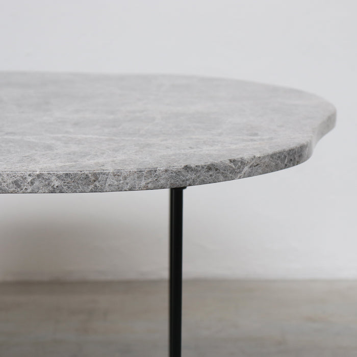 Table d'Appoint Delphine - Marbre Gris/Noir - 60x60x35cm