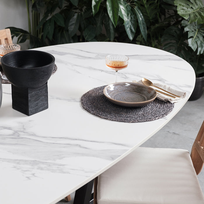Nantes oval garden table in white ceramic - 240 cm - Black Frame