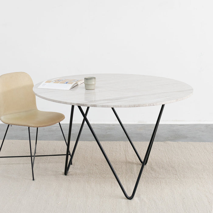 Runder Esstisch mit Marmorplatte – Beigefarbener Marmor – Ø125 cm